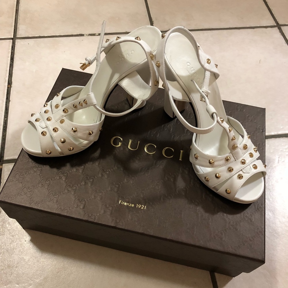 Gucci white leather heels